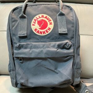 Fjallraven Kånken Dark Gray Backpack